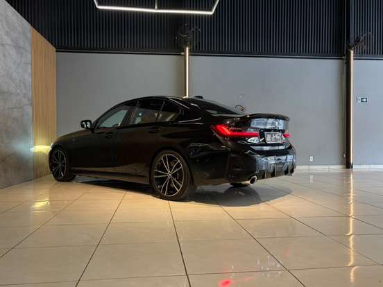 BMW-320i-2.0 16V TURBO FLEX M SPORT AUTOMÁTICO BMW-320i-2023