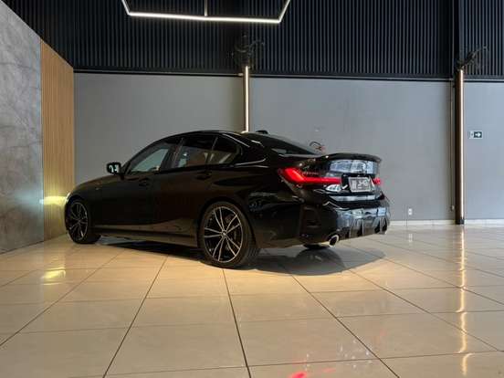 BMW-320i-2.0 16V TURBO FLEX M SPORT AUTOMÁTICO BMW-320i-2023