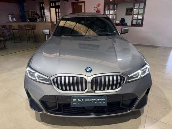 BMW-320i-2023
