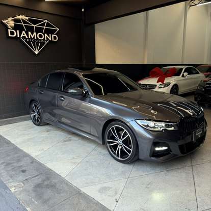 BMW-320i-2021