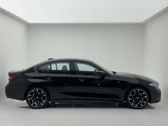BMW-320i-2025