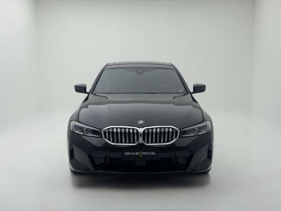 BMW-320i-2025