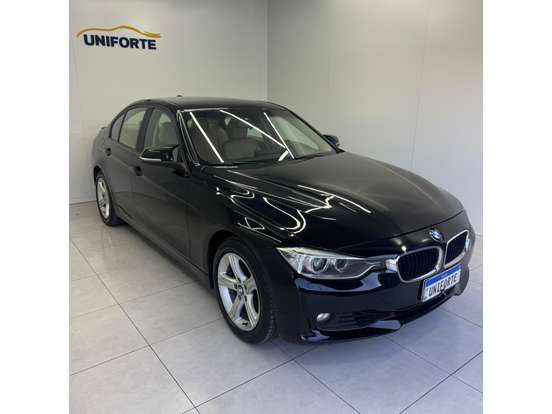 BMW-320i-2013