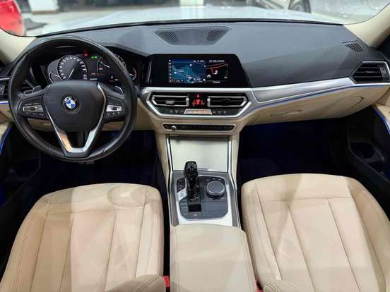 BMW-320i-2.0 16V TURBO GASOLINA GP AUTOMÁTICO BMW-320i-2020
