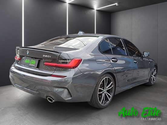 BMW-320i-2.0 16V TURBO GASOLINA M SPORT AUTOMÁTICO BMW-320i-2020