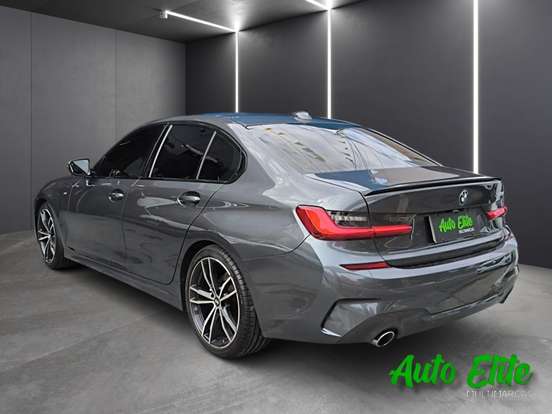 BMW-320i-2020