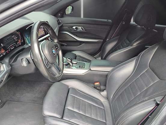 BMW-320i-2.0 16V TURBO GASOLINA M SPORT AUTOMÁTICO BMW-320i-2020