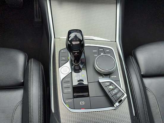 BMW-320i-2.0 16V TURBO GASOLINA M SPORT AUTOMÁTICO BMW-320i-2020