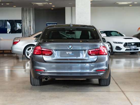 BMW-320i-2.0 SPORT 16V TURBO ACTIVE FLEX 4P AUTOMÁTICO BMW-320i-2018