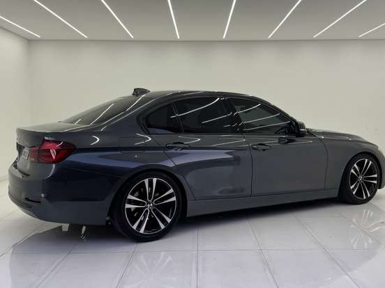 BMW-320i-2.0 SPORT 16V TURBO ACTIVE FLEX 4P AUTOMÁTICO BMW-320i-2018