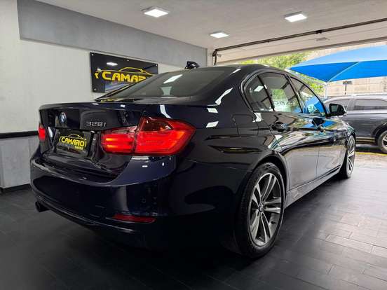 BMW-328i-2.0 SEDAN 16V GASOLINA 4P AUTOMÁTICO BMW-328i-2012