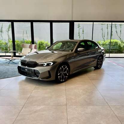 BMW-330e-2025