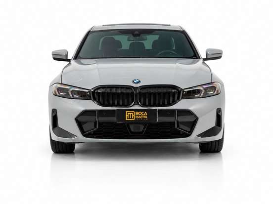 BMW-330e-2022