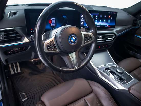 BMW-330e-2.0 16V TURBO HÍBRIDO M SPORT AUTOMÁTICO BMW-330e-2022