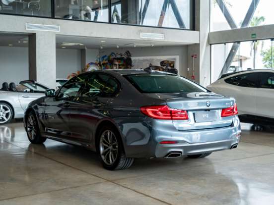BMW-530e-2.0 16V TWINPOWER HÍBRIDO M SPORT AUTOMÁTICO BMW-530e-2019