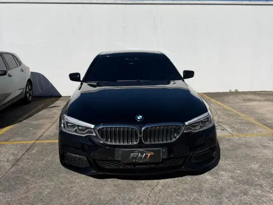 BMW-540i-3.0 24V TURBO GASOLINA M SPORT AUTOMÁTICO BMW-540i-2017
