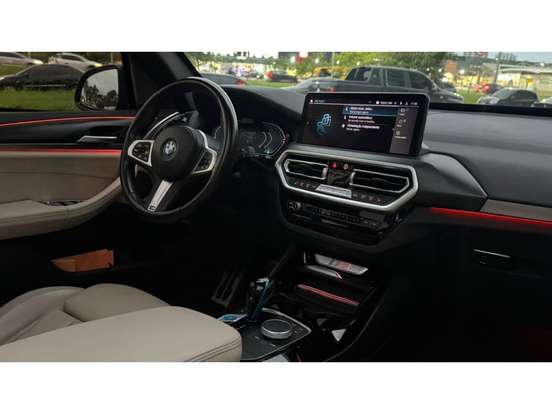 BMW-iX3-2022