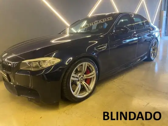 BMW-M5-4.4 V8 32V GASOLINA 4P AUTOMÁTICO BMW-M5-2012
