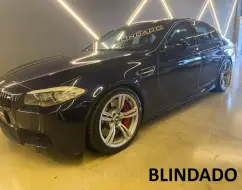 BMW M5 4.4 V8 32V GASOLINA 4P AUTOMÁTICO BMW M5 4.4 V8 32V GASOLINA 4P AUTOMÁTICO