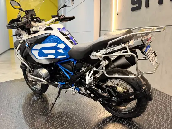 BMW-R 1200 GS ADVENTURE PREMIUM + RALLYE BMW-R 1200 GS ADVENTURE PREMIUM + RALLYE-2018