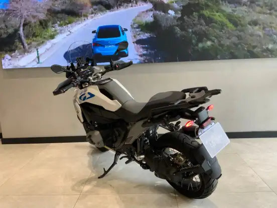 BMW-R 1300 GS PLUS BMW-R 1300 GS PLUS-2025