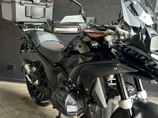 BMW-R 1300 GS TRIPLE BLACK BMW-R 1300 GS TRIPLE BLACK-2024