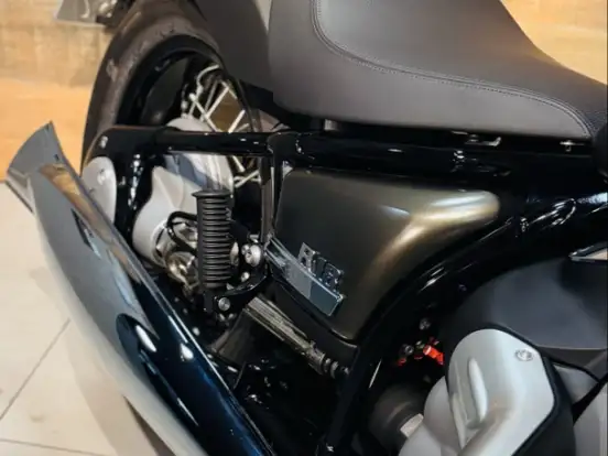 BMW-R 18 BMW-R 18-2023