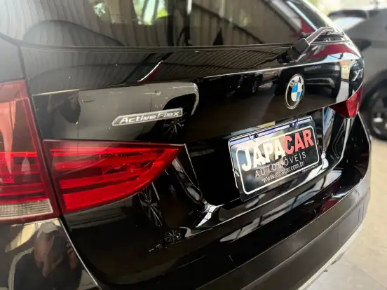 BMW-X1-2.0 16V TURBO ACTIVEFLEX SDRIVE20I 4P AUTOMÁTICO BMW-X1-2015