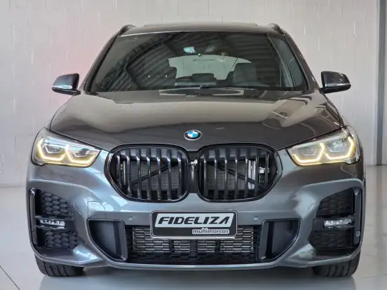 BMW-X1-2022