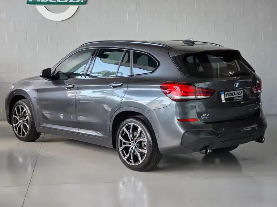 BMW-X1-2022