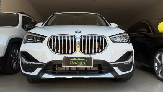 BMW-X1-2021