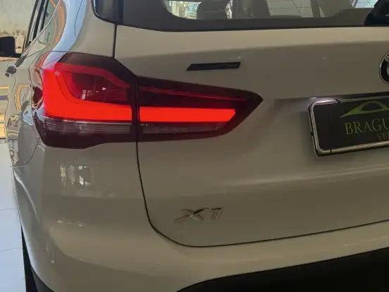BMW-X1-2.0 16V TURBO ACTIVEFLEX SDRIVE20I X-LINE 4P AUTOMÁTICO BMW-X1-2021