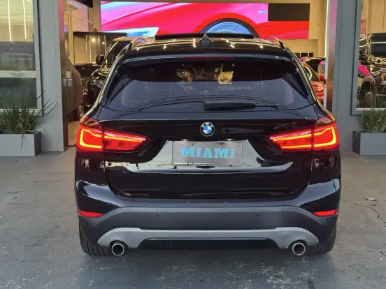 BMW-X1-2016