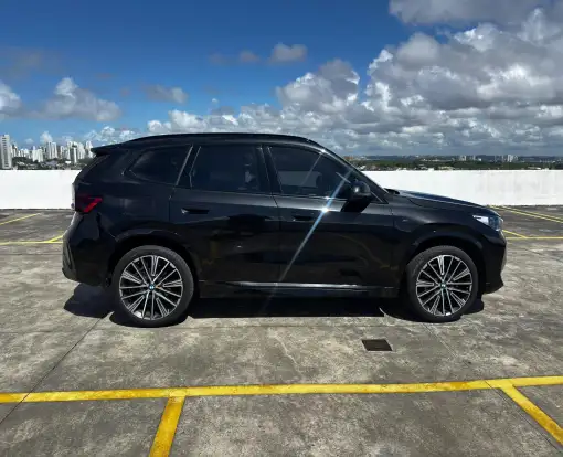 BMW-X1-2025