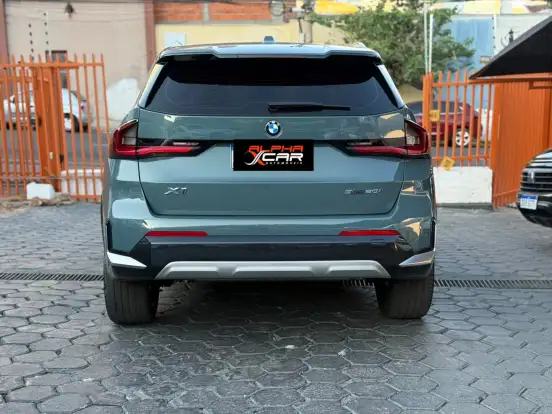 BMW-X1-2024
