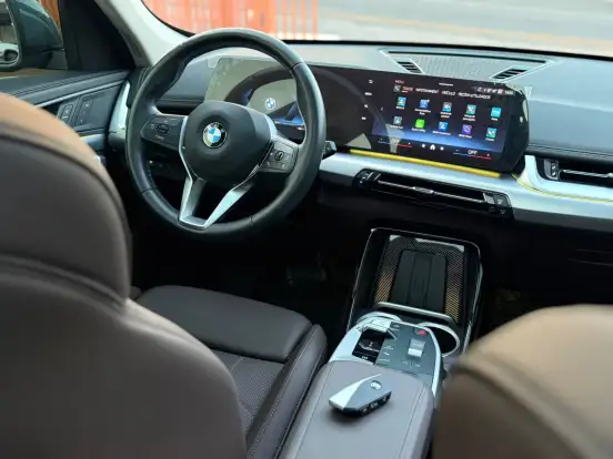 BMW-X1-2024