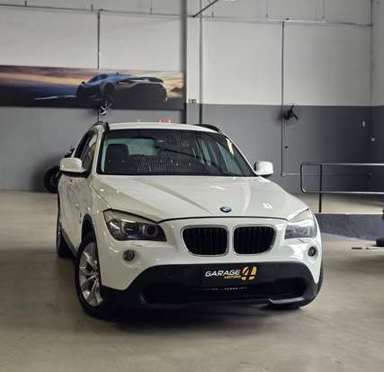 BMW-X1-2011