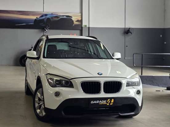 BMW-X1-2.0 16V GASOLINA SDRIVE18I TOP 4P AUTOMÁTICO BMW-X1-2011