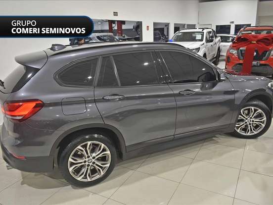 BMW-X1-2.0 16V TURBO ACTIVEFLEX SDRIVE20I 4P AUTOMÁTICO BMW-X1-2020