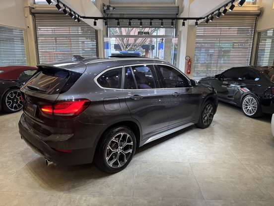 BMW-X1-2.0 16V TURBO ACTIVEFLEX SDRIVE20I GP 4P AUTOMÁTICO BMW-X1-2021