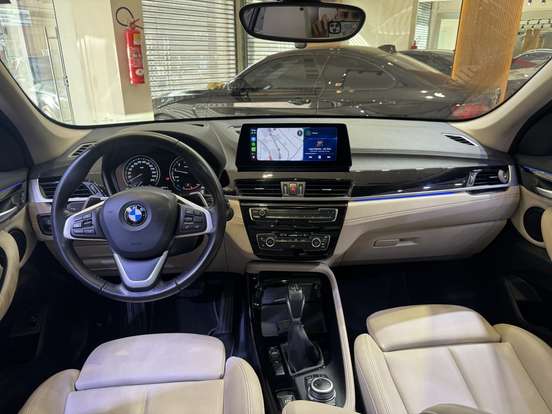 BMW-X1-2021