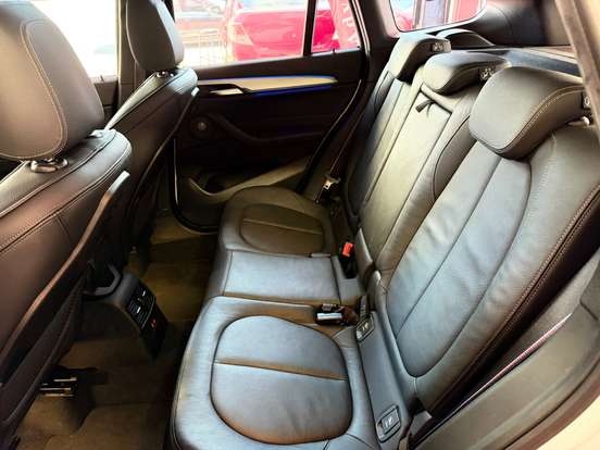 BMW-X1-2022