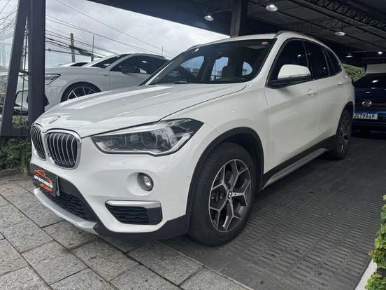 BMW-X1-2.0 16V TURBO ACTIVEFLEX SDRIVE20I X-LINE 4P AUTOMÁTICO BMW-X1-2019
