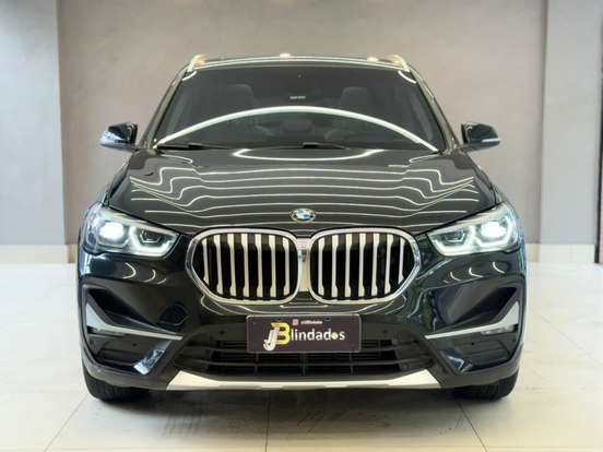 BMW-X1-2022