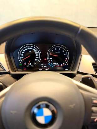 BMW-X1-2021