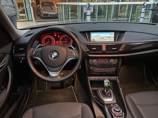 BMW-X1-2.0 16V TURBO GASOLINA SDRIVE20I 4P AUTOMÁTICO BMW-X1-2014