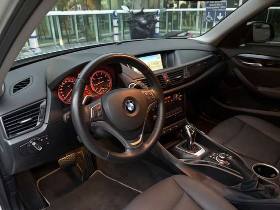 BMW-X1-2014