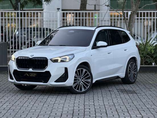 BMW-X1-2024
