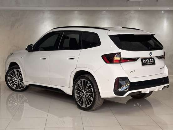 BMW-X1-2.0 16V TURBO GASOLINA SDRIVE20I M SPORT STEPTRONIC BMW-X1-2024