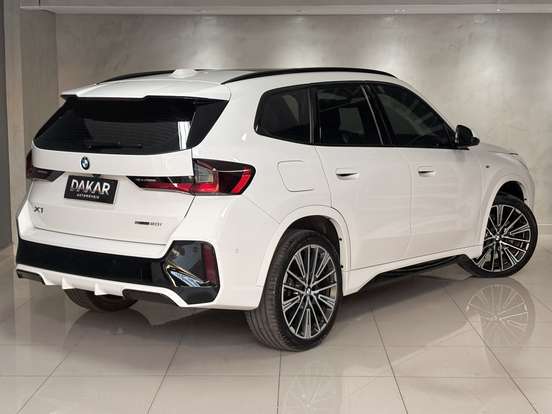 BMW-X1-2024
